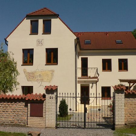 Penzion Speller Vysoký Újezd Bagian luar foto
